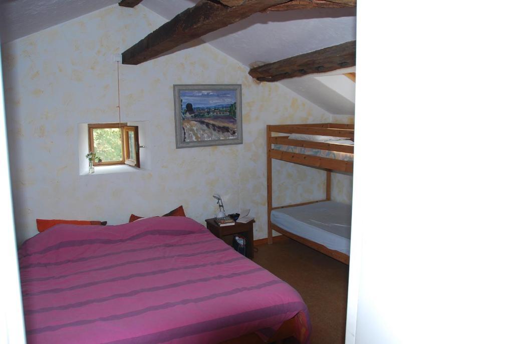 Chambres D'Hotes Le Chintre Queyssel Chambre photo