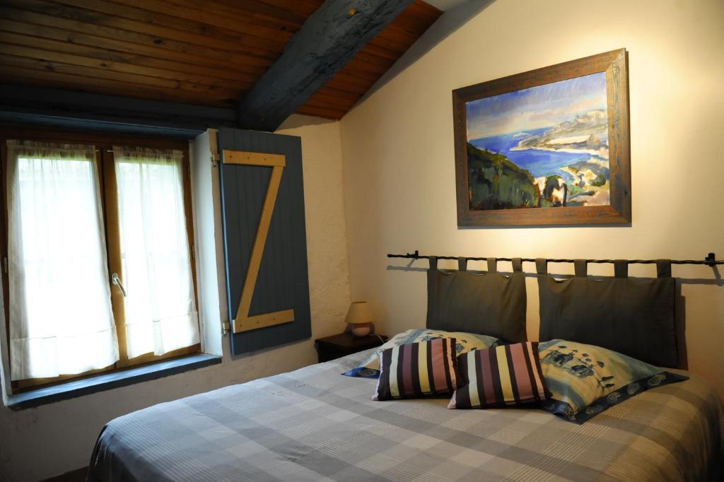 Chambres D'Hotes Le Chintre Queyssel Chambre photo